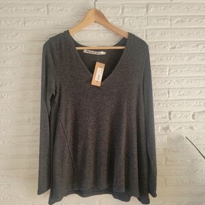 Michael Stars Madison Charcoal V Neck Top/light Sweater.